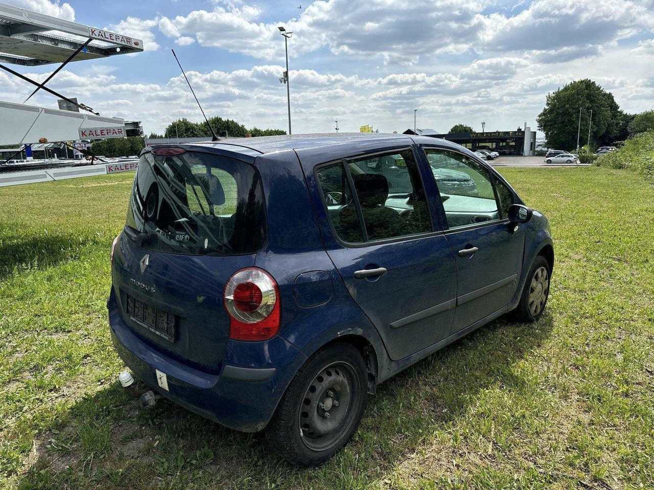 Renault Modus 1.2 Avantage +MOTOR OHNE FUNKTION+ - Sedaan: pilt 5 Renault Modus 1.2 Avantage +MOTOR OHNE FUNKTION+ - Sedaan: pilt 5
