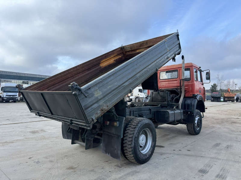 Iveco Magirus 180-23 (GRAND PONT / 4X4 / LAMES / POMPE MANUELLE) - Kallurauto: pilt 5 Iveco Magirus 180-23 (GRAND PONT / 4X4 / LAMES / POMPE MANUELLE) - Kallurauto: pilt 5