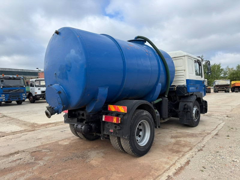 MAN 19.343 (12.000L / MANUAL GEARBOX / EURO 2 / PERFECT) - Vaakumveok: pilt 5 MAN 19.343 (12.000L / MANUAL GEARBOX / EURO 2 / PERFECT) - Vaakumveok: pilt 5