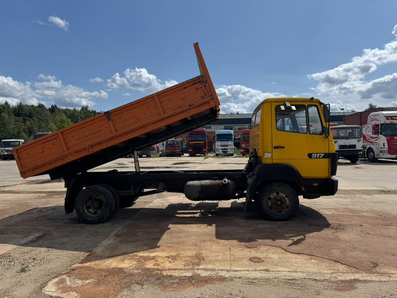 Mercedes-Benz SK 917 (FULL STEEL SUSPENSION / SUSPENSION LAMES / EURO 2) - Kallurauto: pilt 4 Mercedes-Benz SK 917 (FULL STEEL SUSPENSION / SUSPENSION LAMES / EURO 2) - Kallurauto: pilt 4