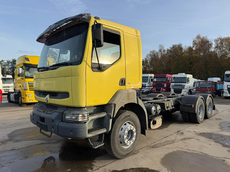 Renault Kerax 420 (GRAND PONT / SUSPENSION LAMES / BOITE MANUELLE / PARFAIT ETAT !!!) - Kabiinišassiiga veoauto: pilt 1 Renault Kerax 420 (GRAND PONT / SUSPENSION LAMES / BOITE MANUELLE / PARFAIT ETAT !!!) - Kabiinišassiiga veoauto: pilt 1