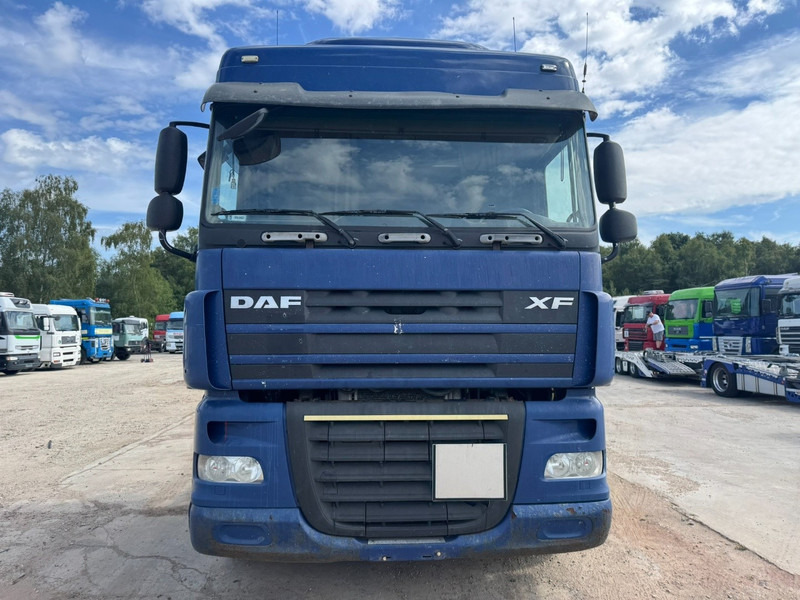 DAF 105 XF 460 Space Cab (MANUAL GEARBOX / BOITE MANUELLE) - Sadulveok: pilt 2 DAF 105 XF 460 Space Cab (MANUAL GEARBOX / BOITE MANUELLE) - Sadulveok: pilt 2
