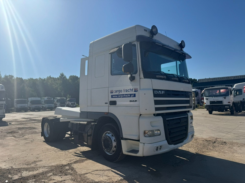 DAF 105 XF 460 Space Cab (MANUAL GEARBOX / BOITE MANUELLE) - Sadulveok: pilt 3 DAF 105 XF 460 Space Cab (MANUAL GEARBOX / BOITE MANUELLE) - Sadulveok: pilt 3