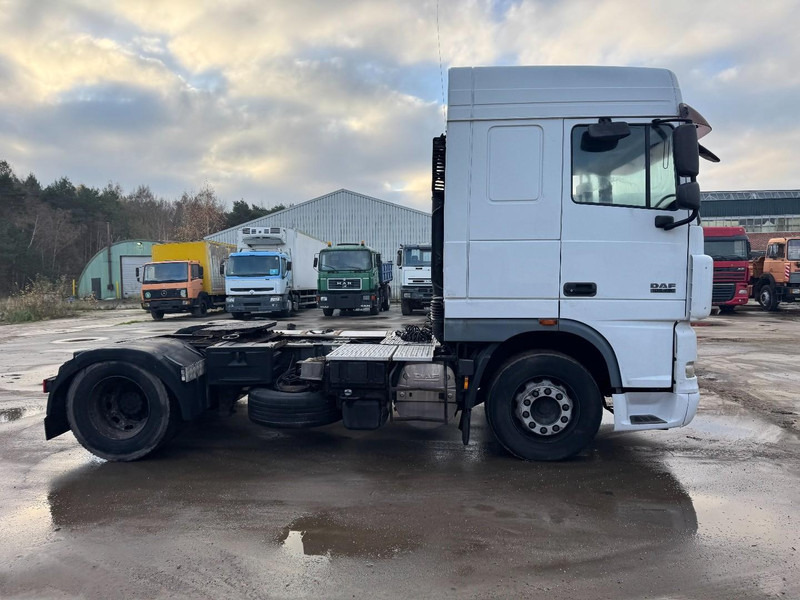 DAF 105 XF 460 Space Cab (MANUAL GEARBOX / BOITE MANUELLE / PERFECT CONDITION) - Sadulveok: pilt 4 DAF 105 XF 460 Space Cab (MANUAL GEARBOX / BOITE MANUELLE / PERFECT CONDITION) - Sadulveok: pilt 4