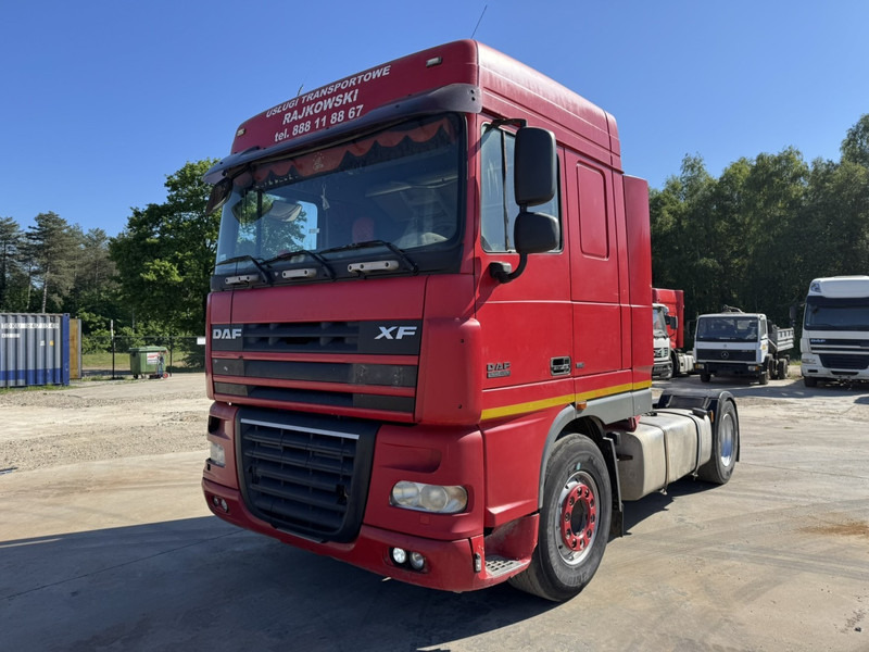 Sadulveok DAF 105 XF 460 Space Cab (MANUAL GEARBOX / BOITE MANUELLE / PTO / HYDRAULIC): pilt 1