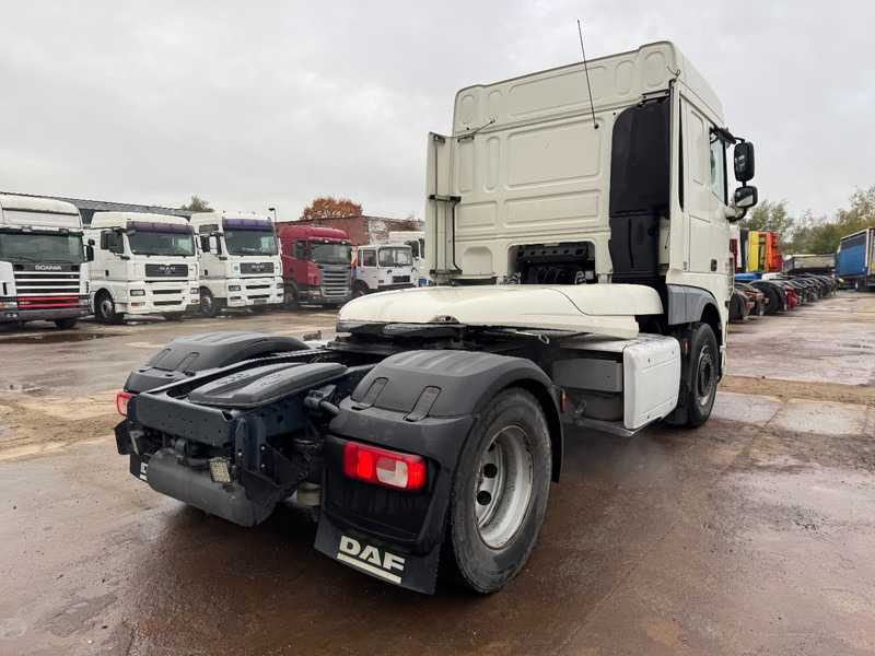 DAF XF 460 Space Cab (MANUAL GEARBOX / BOITE MANUELLE / 890.000 km) - Sadulveok: pilt 5 DAF XF 460 Space Cab (MANUAL GEARBOX / BOITE MANUELLE / 890.000 km) - Sadulveok: pilt 5