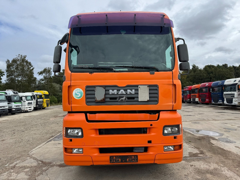 MAN TGA 18.440 (MANUAL GEARBOX / BOITE MANUELLE / PERFECT) - Sadulveok: pilt 2 MAN TGA 18.440 (MANUAL GEARBOX / BOITE MANUELLE / PERFECT) - Sadulveok: pilt 2