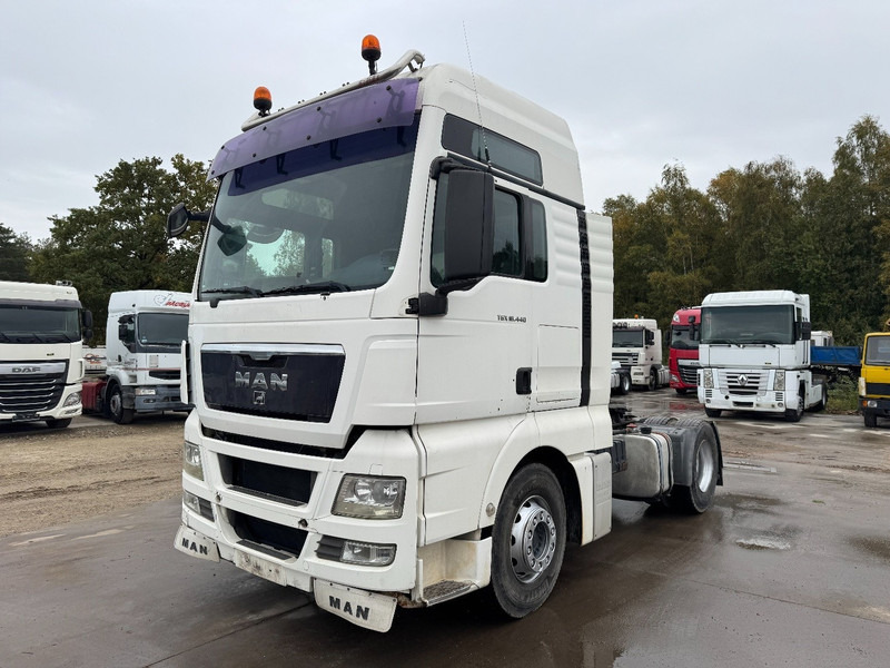 MAN TGX 18.440 (MANUAL GEARBOX / BOITE MANUELLE / PTO / HYDRAULIQUE POUR BENNE) - Sadulveok: pilt 1 MAN TGX 18.440 (MANUAL GEARBOX / BOITE MANUELLE / PTO / HYDRAULIQUE POUR BENNE) - Sadulveok: pilt 1