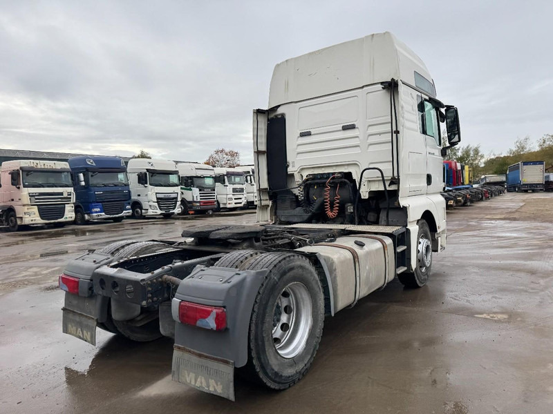 MAN TGX 18.440 (MANUAL GEARBOX / BOITE MANUELLE / PTO / HYDRAULIQUE POUR BENNE) - Sadulveok: pilt 5 MAN TGX 18.440 (MANUAL GEARBOX / BOITE MANUELLE / PTO / HYDRAULIQUE POUR BENNE) - Sadulveok: pilt 5