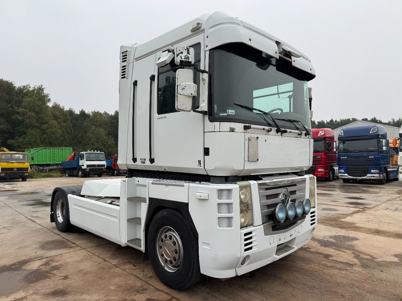 Renault Magnum 460 DXI (PERFECT CONDITION / PARFAIT ETAT) - Sadulveok: pilt 3 Renault Magnum 460 DXI (PERFECT CONDITION / PARFAIT ETAT) - Sadulveok: pilt 3