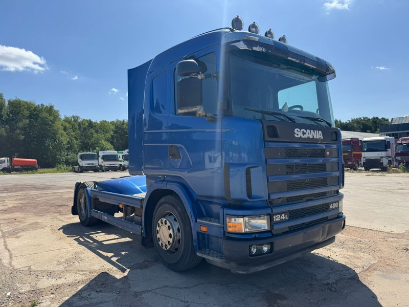 Scania 124 - 420 Highline (MANUAL GEARBOX / BOITE MANUELLE) - Sadulveok: pilt 3 Scania 124 - 420 Highline (MANUAL GEARBOX / BOITE MANUELLE) - Sadulveok: pilt 3