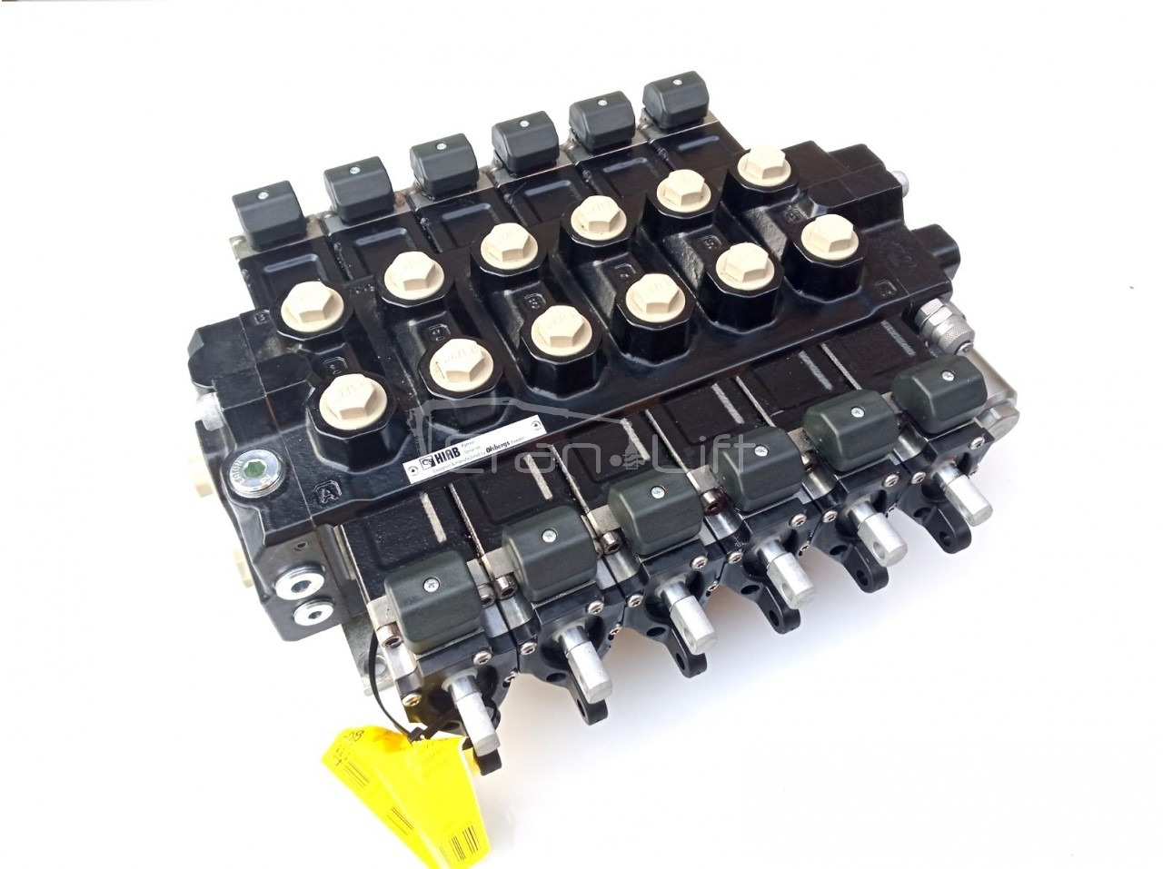 Rozdzielacz Olsberg Q200 - 6 sekcji elektryczny, LS (sygnał) - Hüdrauliline klapp - Kraana-manipulaator: pilt 2 Rozdzielacz Olsberg Q200 - 6 sekcji elektryczny, LS (sygnał) - Hüdrauliline klapp - Kraana-manipulaator: pilt 2