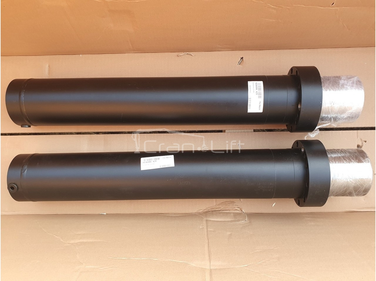 Siłownik, cylinder obrotu Epsilon Q150L, Q150Z, Q170, Q180 YE06006_425 - Hüdrauliline silinder - Kraana-manipulaator: pilt 1 Siłownik, cylinder obrotu Epsilon Q150L, Q150Z, Q170, Q180 YE06006_425 - Hüdrauliline silinder - Kraana-manipulaator: pilt 1