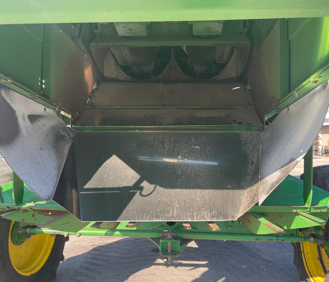 JOHN DEERE MIETITREBBIA CTS - Kombain: pilt 4 JOHN DEERE MIETITREBBIA CTS - Kombain: pilt 4