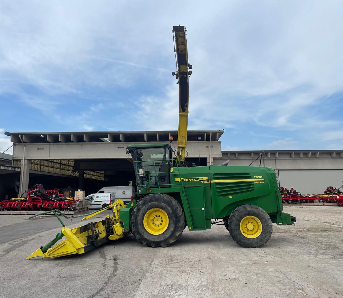 JOHN DEERE TRINCIA 7950 - Koristusmasin: pilt 5 JOHN DEERE TRINCIA 7950 - Koristusmasin: pilt 5