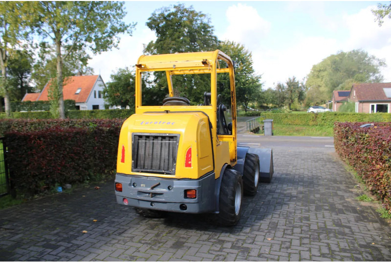 Eurotrac W12s - Laadur: pilt 4 Eurotrac W12s - Laadur: pilt 4