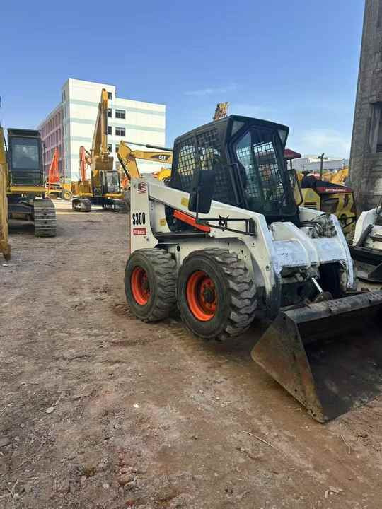 100%Ready Bobcat S300 Well Sold Most Famous Brand High Quality Bobcat S300 Skid Steer Loader for Sale - Kompaktlaadur: pilt 3 100%Ready Bobcat S300 Well Sold Most Famous Brand High Quality Bobcat S300 Skid Steer Loader for Sale - Kompaktlaadur: pilt 3