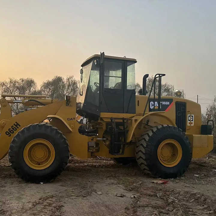 99%New Loaders Cat 966H High Efficiency Wheel Loader Cat 966H Powerful Chinese Made Front Loader Road Machine - Ekskavaator-laadur: pilt 5 99%New Loaders Cat 966H High Efficiency Wheel Loader Cat 966H Powerful Chinese Made Front Loader Road Machine - Ekskavaator-laadur: pilt 5