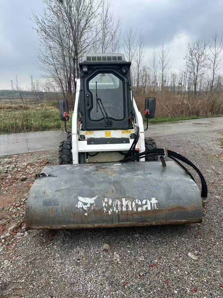 BOBCAT S18 - Kompaktlaadur: pilt 4 BOBCAT S18 - Kompaktlaadur: pilt 4