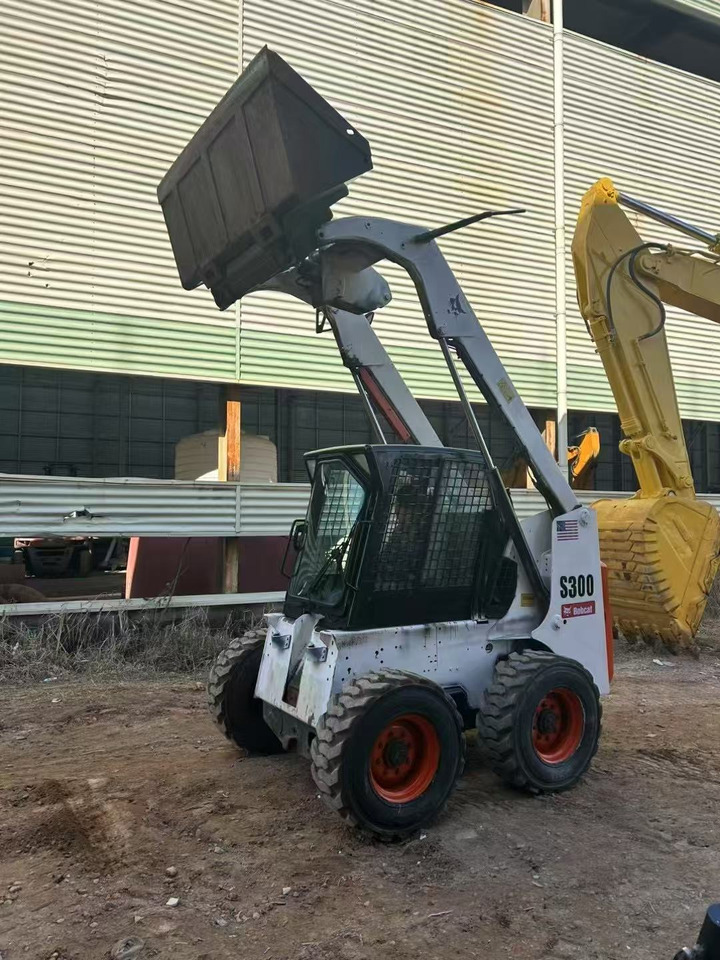 BOBCAT s300 - Kompaktlaadur: pilt 5 BOBCAT s300 - Kompaktlaadur: pilt 5