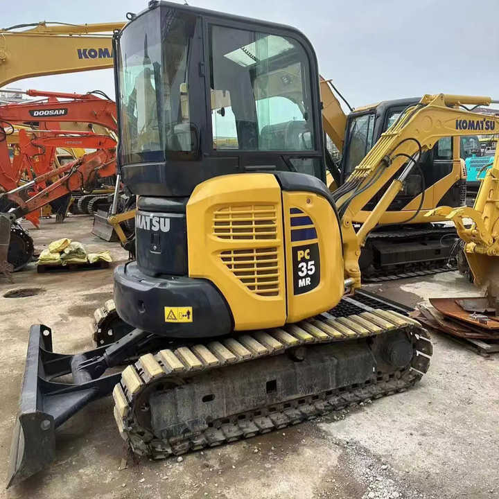 Best Quality Komatsu PC35mr Used Mini Excavator Earth-moving Machinery in Good Condition - Lintekskavaator: pilt 1 Best Quality Komatsu PC35mr Used Mini Excavator Earth-moving Machinery in Good Condition - Lintekskavaator: pilt 1