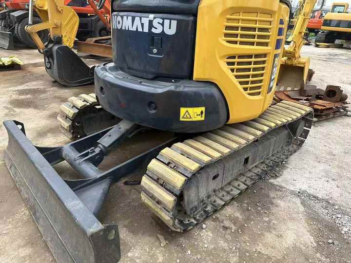 Best Quality Komatsu PC35mr Used Mini Excavator Earth-moving Machinery in Good Condition - Lintekskavaator: pilt 4 Best Quality Komatsu PC35mr Used Mini Excavator Earth-moving Machinery in Good Condition - Lintekskavaator: pilt 4
