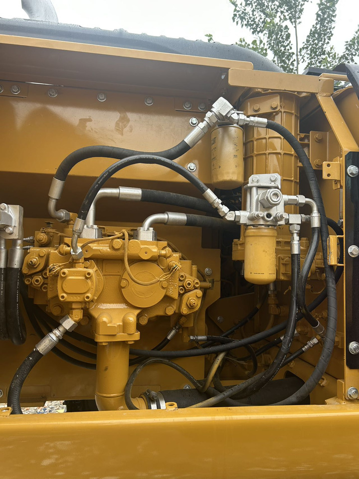 CATERPILLAR used 320d excavator with excellent performance - Lintekskavaator: pilt 3 CATERPILLAR used 320d excavator with excellent performance - Lintekskavaator: pilt 3