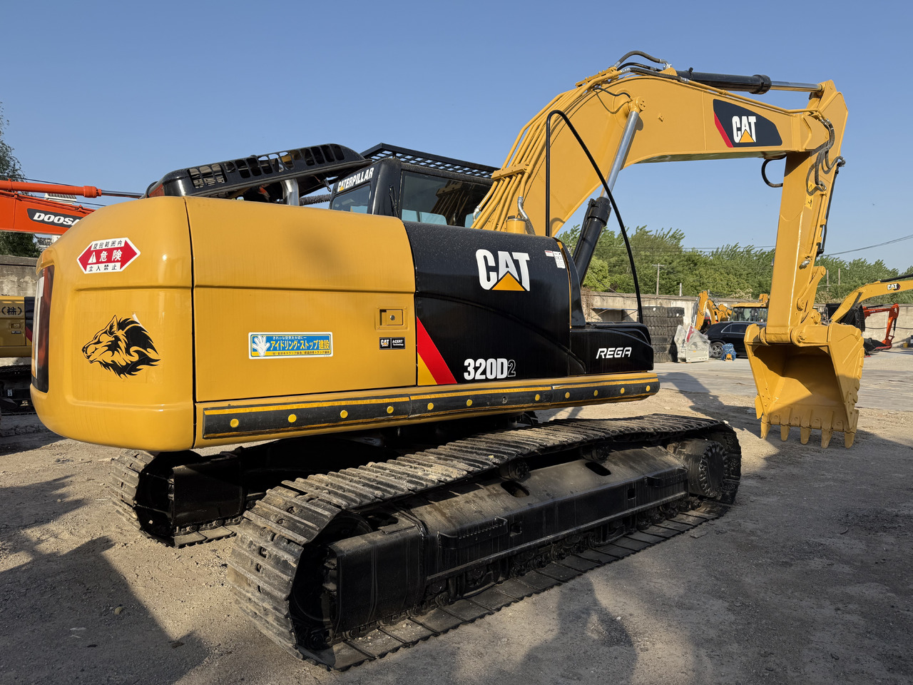 CATERPILLAR used cat 320d - Lintekskavaator: pilt 1 CATERPILLAR used cat 320d - Lintekskavaator: pilt 1