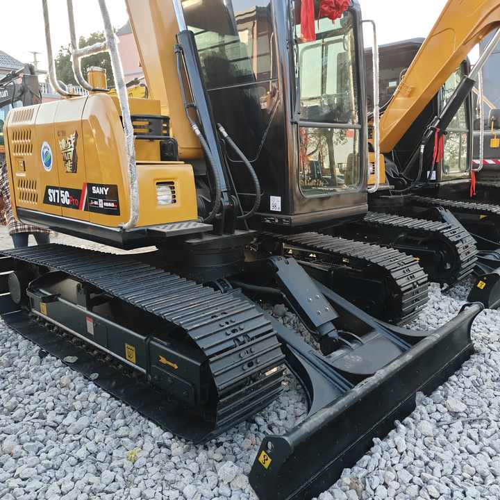 China Brand Used Sany Sy75c Mini Excavator 6ton Crawler Earth Digger Machine for Sale - Miniekskavaator: pilt 4 China Brand Used Sany Sy75c Mini Excavator 6ton Crawler Earth Digger Machine for Sale - Miniekskavaator: pilt 4