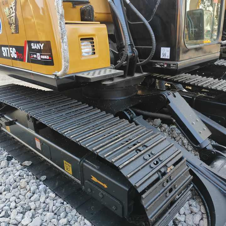 China Brand Used Sany Sy75c Mini Excavator 6ton Crawler Earth Digger Machine for Sale - Miniekskavaator: pilt 3 China Brand Used Sany Sy75c Mini Excavator 6ton Crawler Earth Digger Machine for Sale - Miniekskavaator: pilt 3