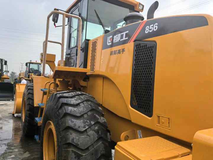 China Famous Brand LiuGong Medium-sized Used Wheel Loader LiuGong 856N Loader for Earthmoving, Mining, Construction for Sale - Rataslaadur: pilt 2 China Famous Brand LiuGong Medium-sized Used Wheel Loader LiuGong 856N Loader for Earthmoving, Mining, Construction for Sale - Rataslaadur: pilt 2