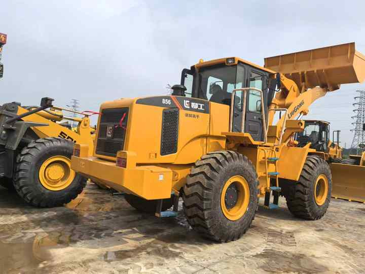 China Famous Brand LiuGong Medium-sized Wheel Loader LiuGong 856N Loader for Earthmoving, Mining, Construction for Sale - Rataslaadur: pilt 3 China Famous Brand LiuGong Medium-sized Wheel Loader LiuGong 856N Loader for Earthmoving, Mining, Construction for Sale - Rataslaadur: pilt 3