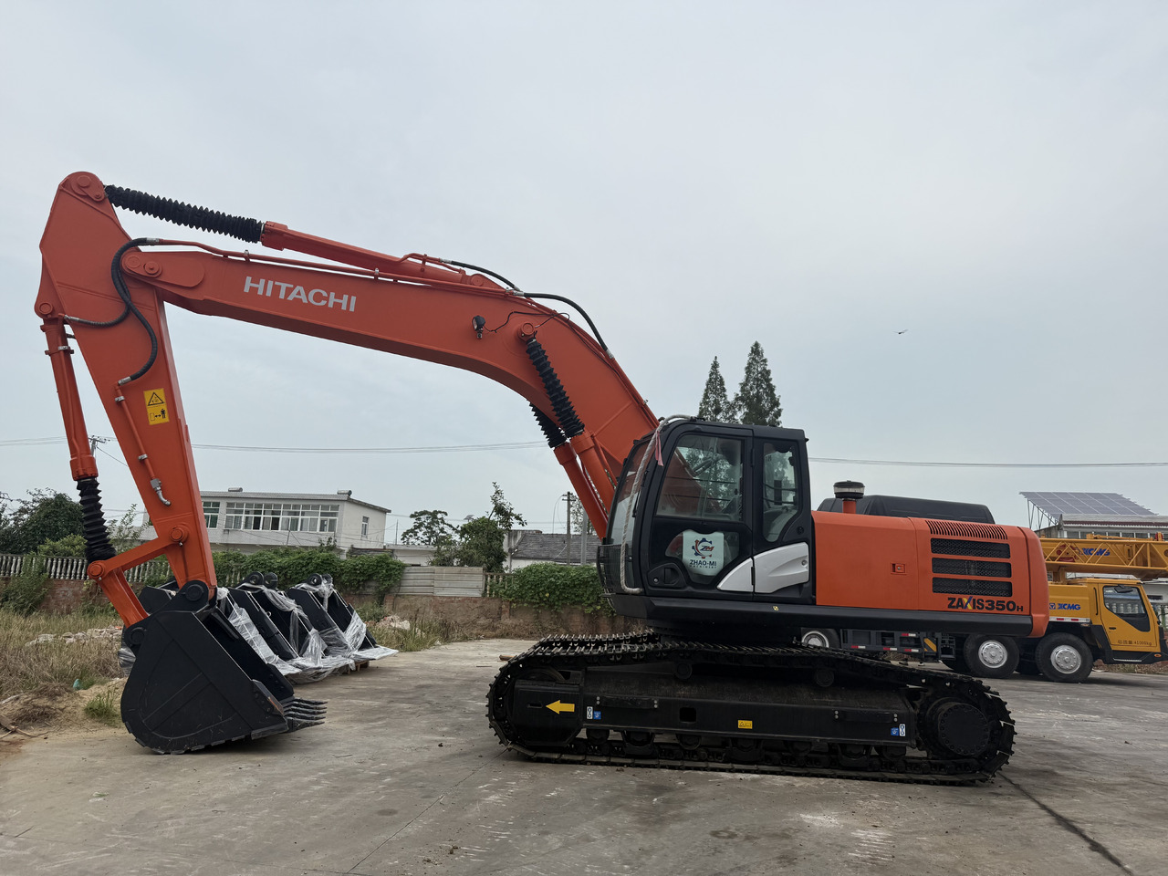 Hitachi Used Hitachi 350-5g Excavator - Lintekskavaator: pilt 3 Hitachi Used Hitachi 350-5g Excavator - Lintekskavaator: pilt 3