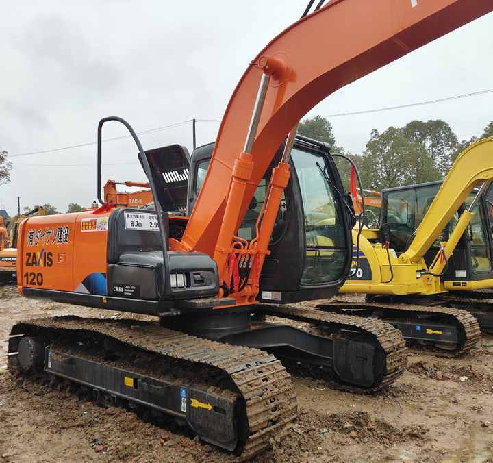 Lintekskavaator Original Hitachi ZX120 Crawler Excavator Low Hours Perfect for Various Projects Available Used Excavators for Sale: pilt 1