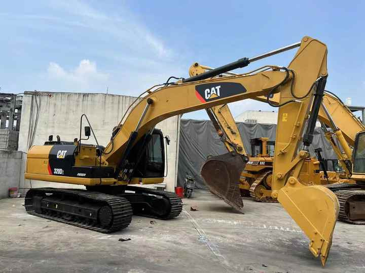 Reasonable Price Japan Original 330d2 Caterpillar Excavator CAT USED 329D2 320D2 325D 315D Excavator - Lintekskavaator: pilt 2 Reasonable Price Japan Original 330d2 Caterpillar Excavator CAT USED 329D2 320D2 325D 315D Excavator - Lintekskavaator: pilt 2