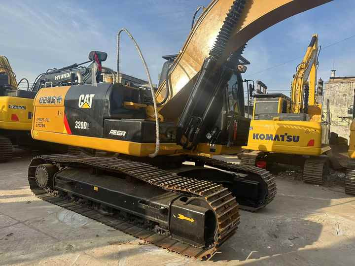 Second Hand Excavator 320D Used Low Price Caterpillar CAT 312D 315D 320D 325D in Good Condition - Lintekskavaator: pilt 4 Second Hand Excavator 320D Used Low Price Caterpillar CAT 312D 315D 320D 325D in Good Condition - Lintekskavaator: pilt 4