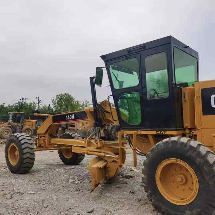 Used CAT 140H Motor Grader From Japan with Excellent Performance Caterpillar 140h in Good Condition for Sale - Teehöövel: pilt 2 Used CAT 140H Motor Grader From Japan with Excellent Performance Caterpillar 140h in Good Condition for Sale - Teehöövel: pilt 2