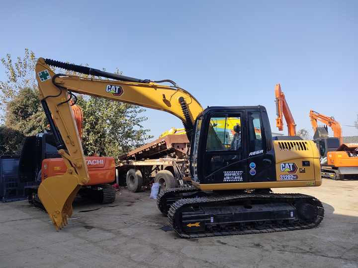 Used Caterpillar Cat312D2GC Excavator Original Japan Heavy Machinery Caterpillar for Sale - Lintekskavaator: pilt 2 Used Caterpillar Cat312D2GC Excavator Original Japan Heavy Machinery Caterpillar for Sale - Lintekskavaator: pilt 2