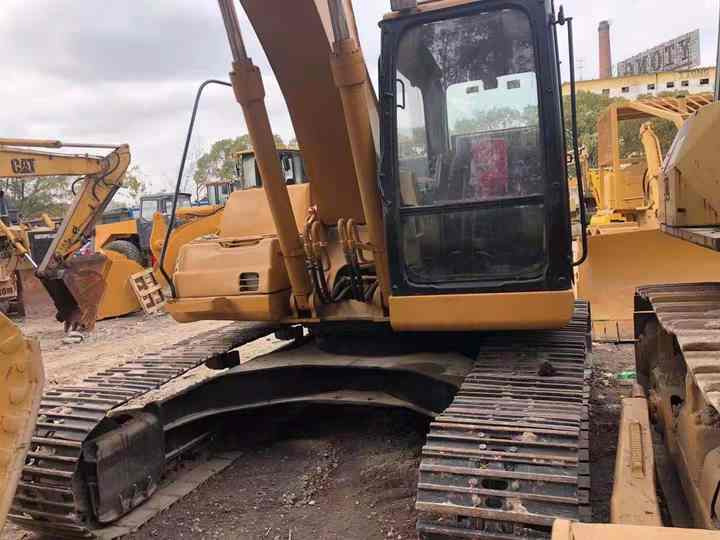 Used Digger CAT 320BL Construction Machinery Construction Digger Used CAT 320BL Cheap Excavator - Lintekskavaator: pilt 3 Used Digger CAT 320BL Construction Machinery Construction Digger Used CAT 320BL Cheap Excavator - Lintekskavaator: pilt 3