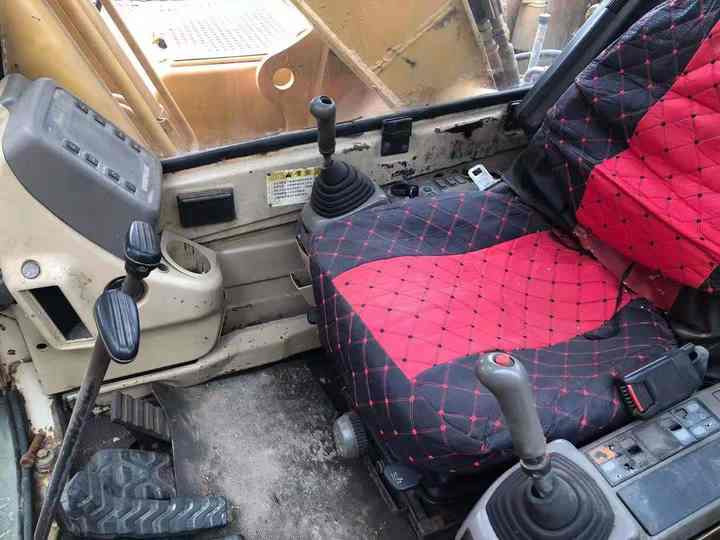Used Digger CAT 320BL Construction Machinery Construction Digger Used CAT 320BL Cheap Excavator - Lintekskavaator: pilt 4 Used Digger CAT 320BL Construction Machinery Construction Digger Used CAT 320BL Cheap Excavator - Lintekskavaator: pilt 4
