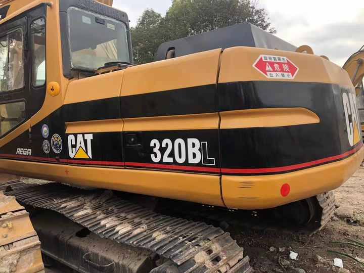 Used Digger CAT 320BL Construction Machinery Construction Digger Used CAT 320BL Cheap Excavator - Lintekskavaator: pilt 2 Used Digger CAT 320BL Construction Machinery Construction Digger Used CAT 320BL Cheap Excavator - Lintekskavaator: pilt 2