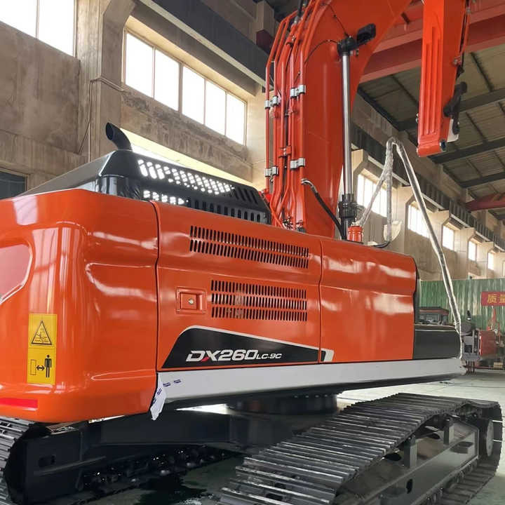 Used Excavator Doosan DX260LC-9 Excavators Mini Equipment Earth Moving Machinery Doosan Digger Excavator for Sale - Ekskavaator: pilt 4 Used Excavator Doosan DX260LC-9 Excavators Mini Equipment Earth Moving Machinery Doosan Digger Excavator for Sale - Ekskavaator: pilt 4