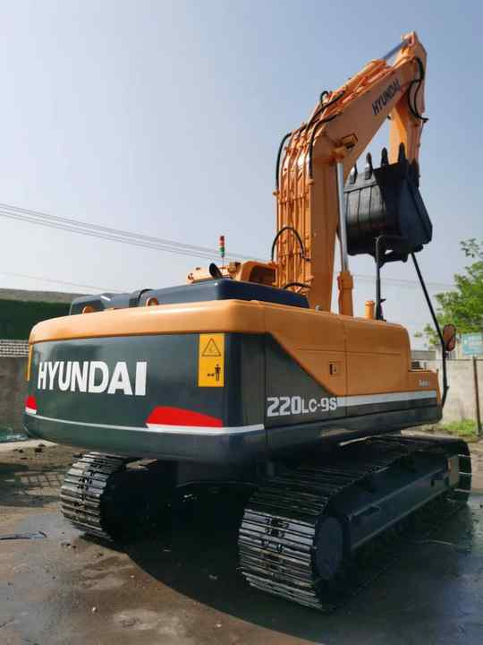 Used HYUNDAI R220-9S New Model Excavator Second Hand Machine Popular Brand Korean hyundai Hydraulic Machinery - Lintekskavaator: pilt 2 Used HYUNDAI R220-9S New Model Excavator Second Hand Machine Popular Brand Korean hyundai Hydraulic Machinery - Lintekskavaator: pilt 2