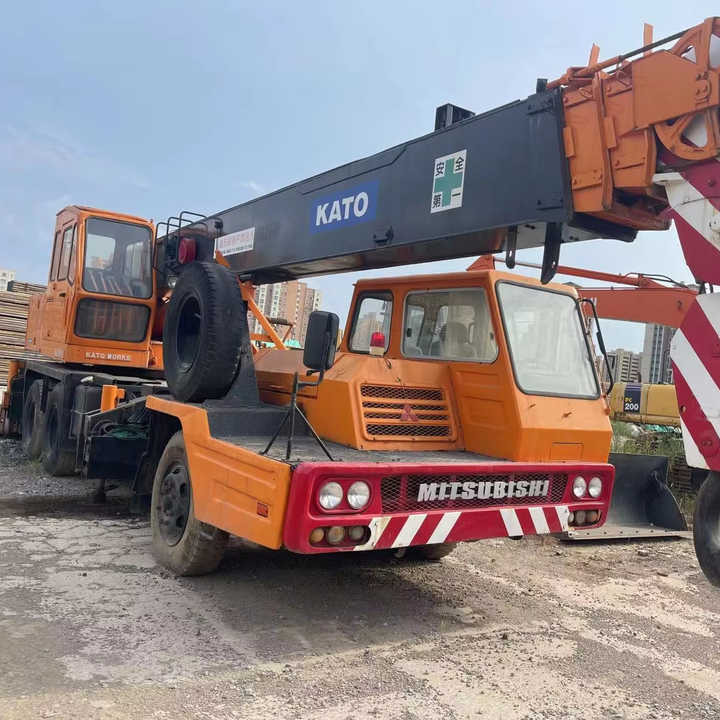 Used Heavy Construction Equipment kato 25 Tons Second Hand Mobile Crane Used Machine Hot Sale - Autokraana: pilt 1 Used Heavy Construction Equipment kato 25 Tons Second Hand Mobile Crane Used Machine Hot Sale - Autokraana: pilt 1