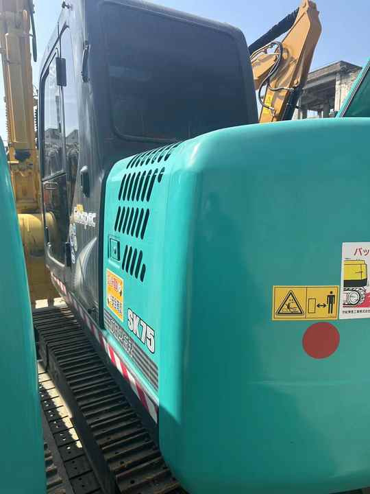 Used Kobelco Sk75-8 Mini Excavator in High Quality for Sale Anhui Zhaomi Construction Machines Trading - Miniekskavaator: pilt 4 Used Kobelco Sk75-8 Mini Excavator in High Quality for Sale Anhui Zhaomi Construction Machines Trading - Miniekskavaator: pilt 4