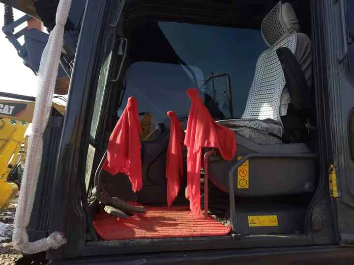 Used Korea Brand volvo Ec210 Excavator for Sale - Lintekskavaator: pilt 4 Used Korea Brand volvo Ec210 Excavator for Sale - Lintekskavaator: pilt 4