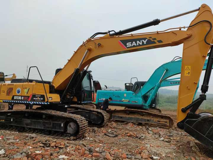 Used Sany SY235C PRO Excavator 24Ton Crawler Excavator Second Hand Excavator SANY Brand Hydraulic Machinery - Lintekskavaator: pilt 3 Used Sany SY235C PRO Excavator 24Ton Crawler Excavator Second Hand Excavator SANY Brand Hydraulic Machinery - Lintekskavaator: pilt 3