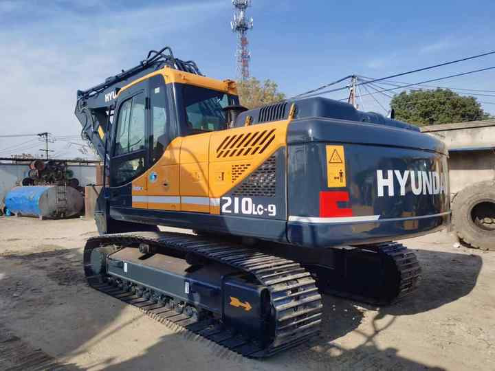 Hyundai Excavator Used Machine 210-9s Heavy Construction Equipment Crawler Excavator Hot Sale - Ekskavaator: pilt 3 Hyundai Excavator Used Machine 210-9s Heavy Construction Equipment Crawler Excavator Hot Sale - Ekskavaator: pilt 3