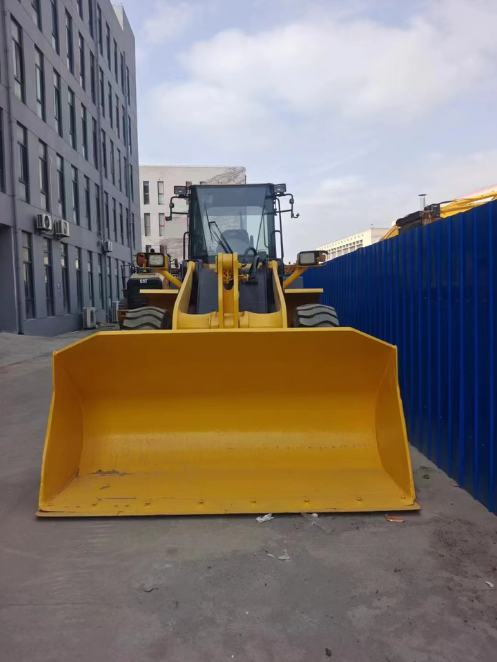 Komatsu wa320-5 - Rataslaadur: pilt 3 Komatsu wa320-5 - Rataslaadur: pilt 3