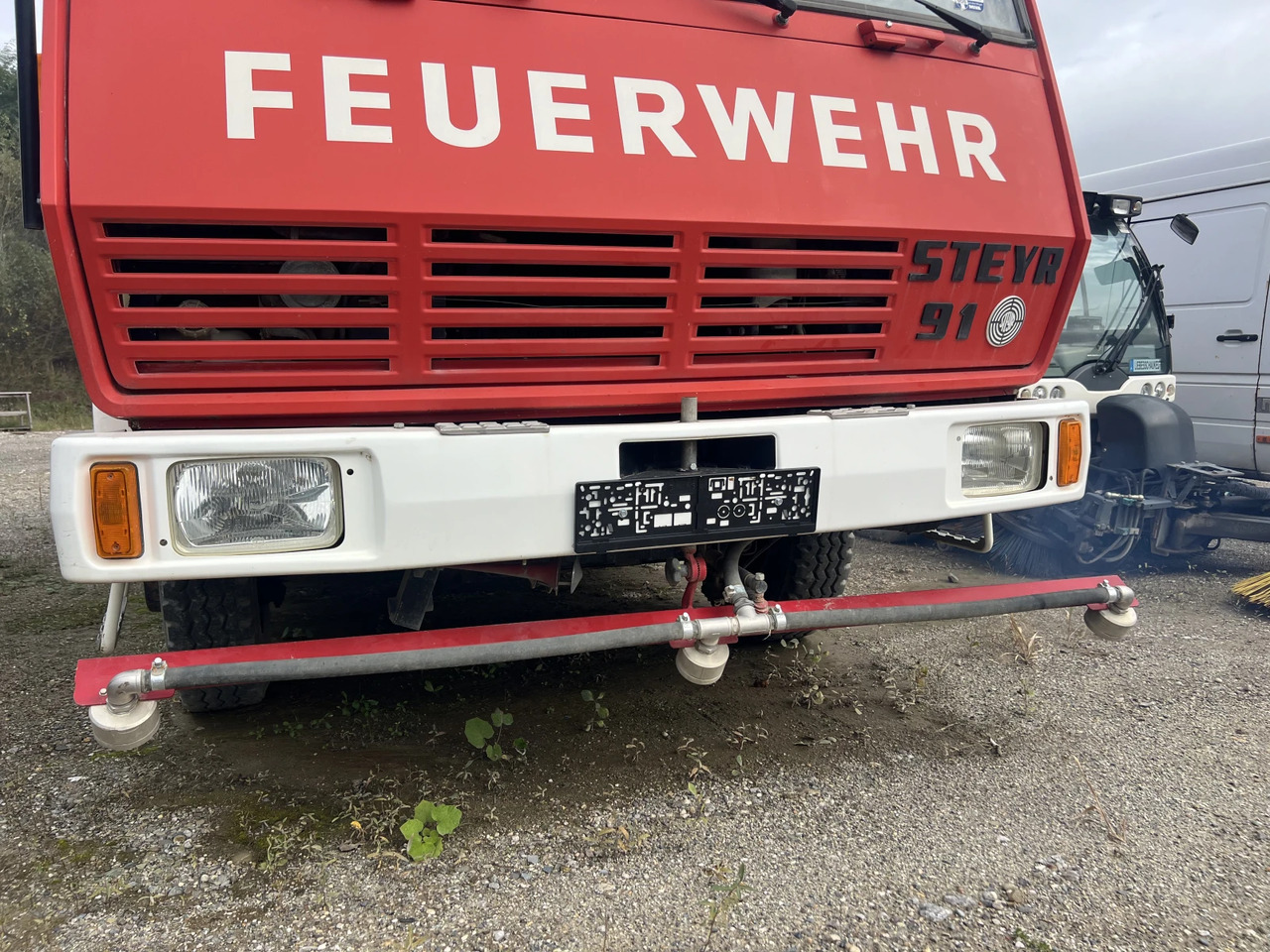 Steyr 791 4х4, 27000 км.Водоноска, FEUERWEHR, - Tuletõrjeauto: pilt 3 Steyr 791 4х4, 27000 км.Водоноска, FEUERWEHR, - Tuletõrjeauto: pilt 3